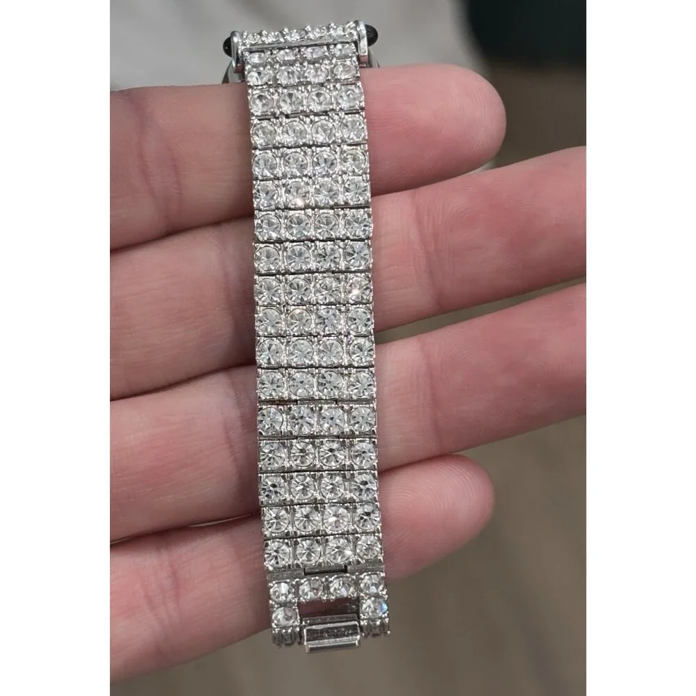Vintage Xanadu Watch Rhinestone Silver Tone Bracelet MOP Needs Battery 6.75